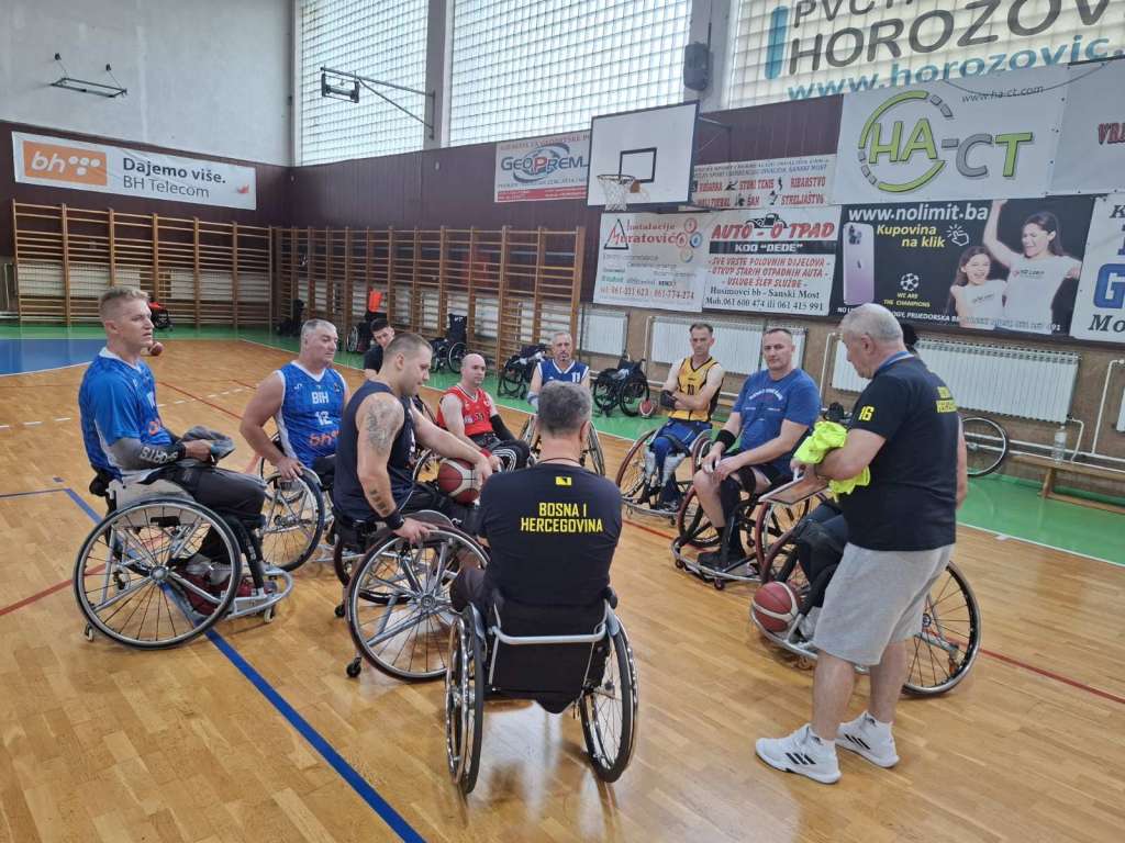 bih-kosarka-kolica