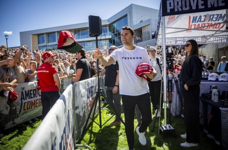 Trumpov saveznik Charlie Kirk ubijen na događaju u Utahu