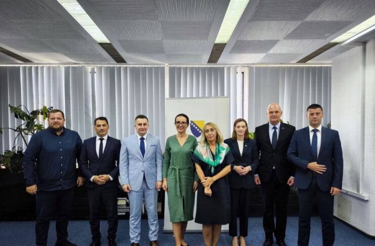 Za uklanjanje divljih deponija u FBiH izdvojeno 400.000 KM