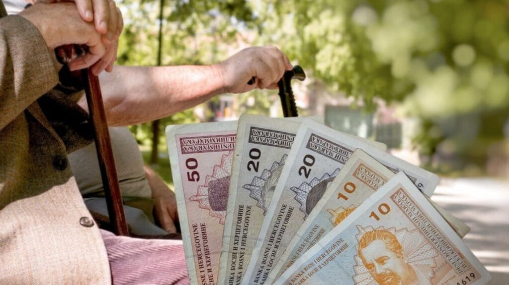 Isplata penzija za august u Federaciji BiH počinje 5. septembra/ Hoće li novi zakon donijeti pravedniji sistem i za korisnike srazmjernih penzija?/ Neće svi penzioneri u TK će dobiti novčanu pomoć, evo ko je izuzet