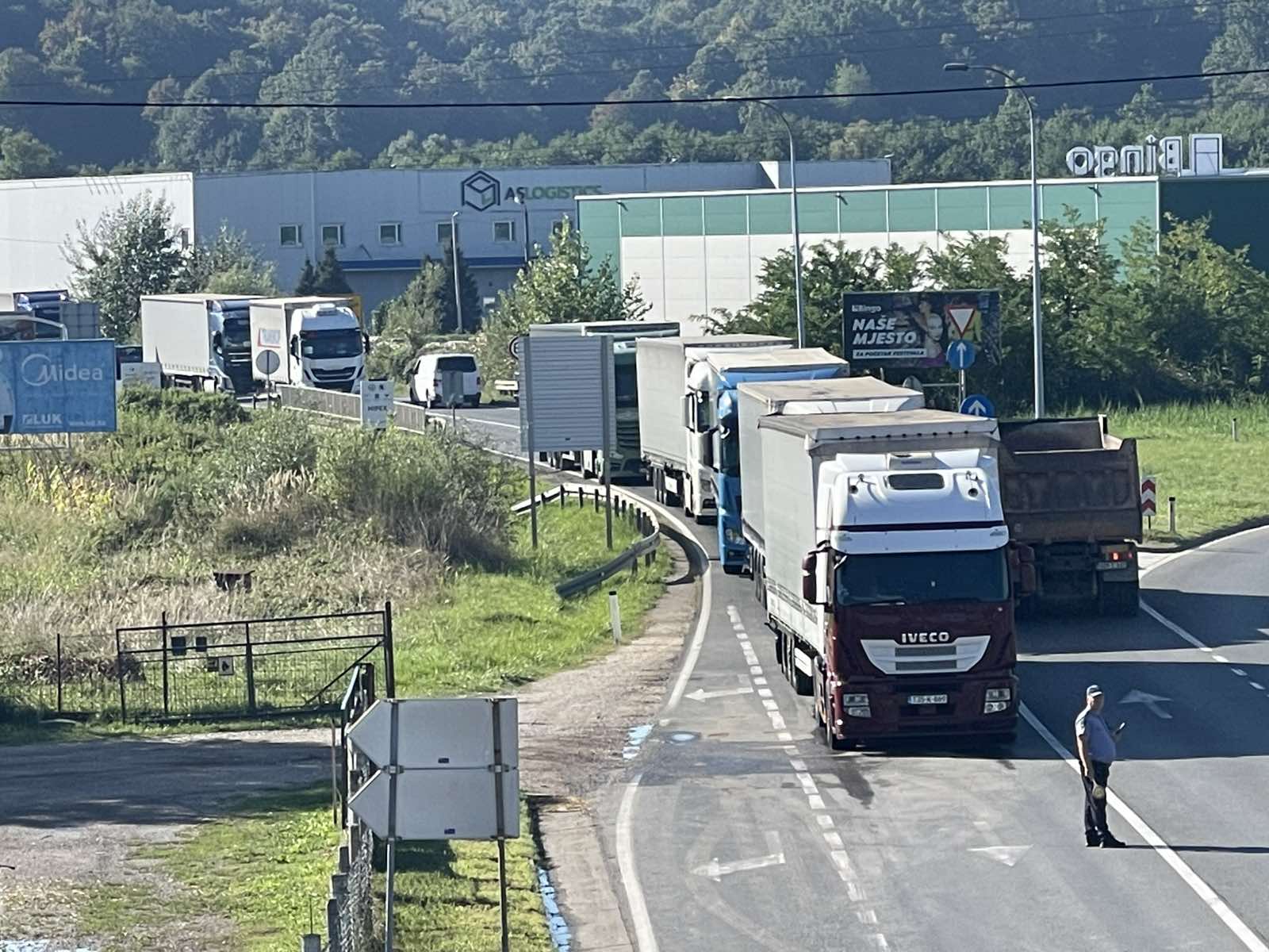 Prevoznici širom BiH u protestima: blokirani teretni terminali, gužve bez incidenata