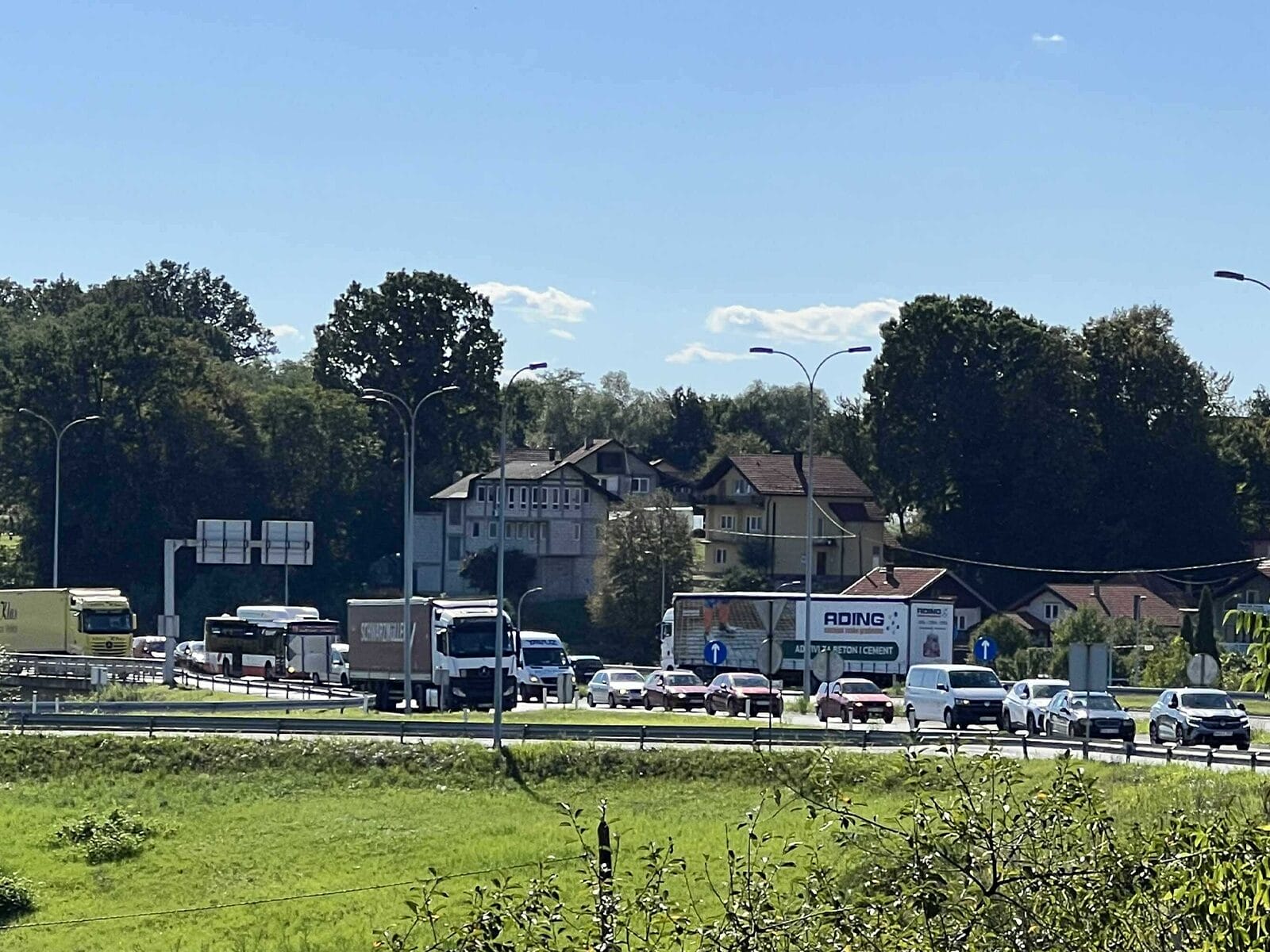 Udruženje poljoprivrednika: Molimo da pustite cisterne s mlijekom