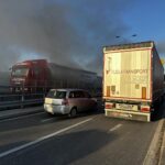 Protest prevoznika nastavljen i jutros, neprospavana noć iza vozača