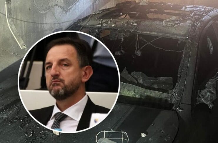 Požar u centru Tuzle na automobilu delegata Dževada Mahmutovića
