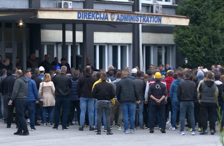 Štrajk GIKIL-a: Radnici traže isplatu plata i doprinosa, najavljen generalni štrajk