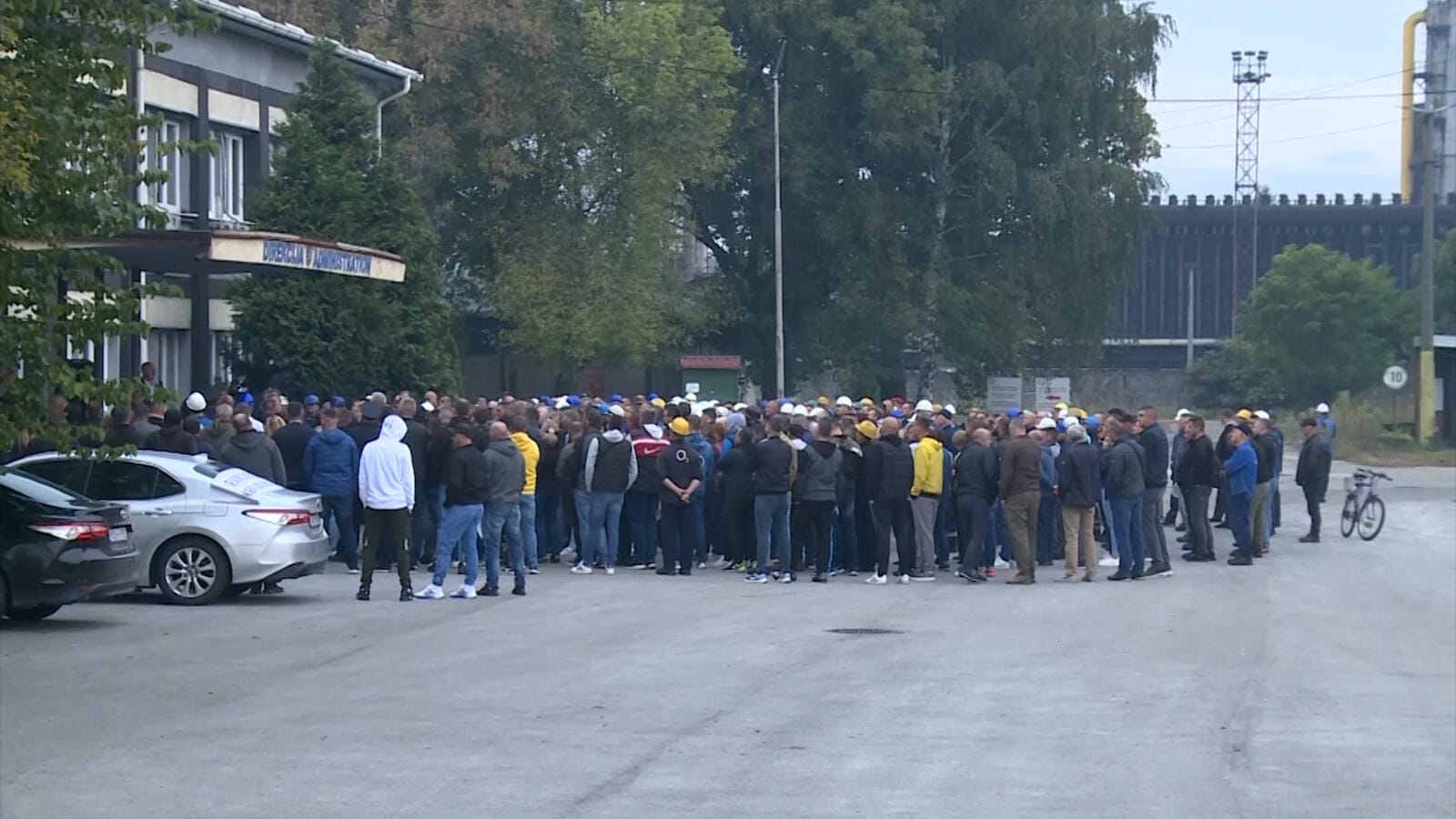 Štrajk GIKIL-a: Radnici traže isplatu plata i doprinosa, najavljen generalni štrajk