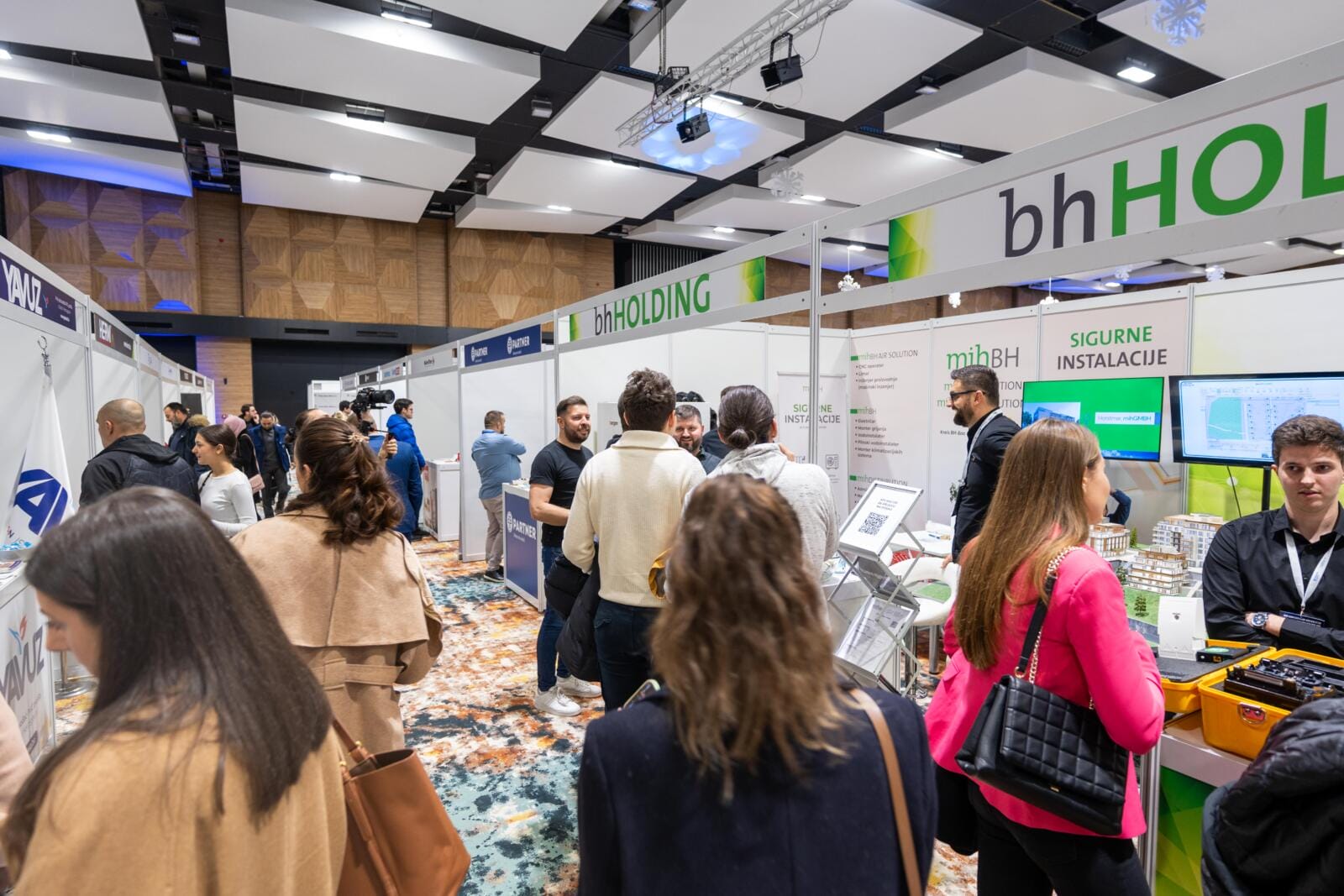 100 expo Otvoren 100 EXPO - Međunarodni sajam privrede