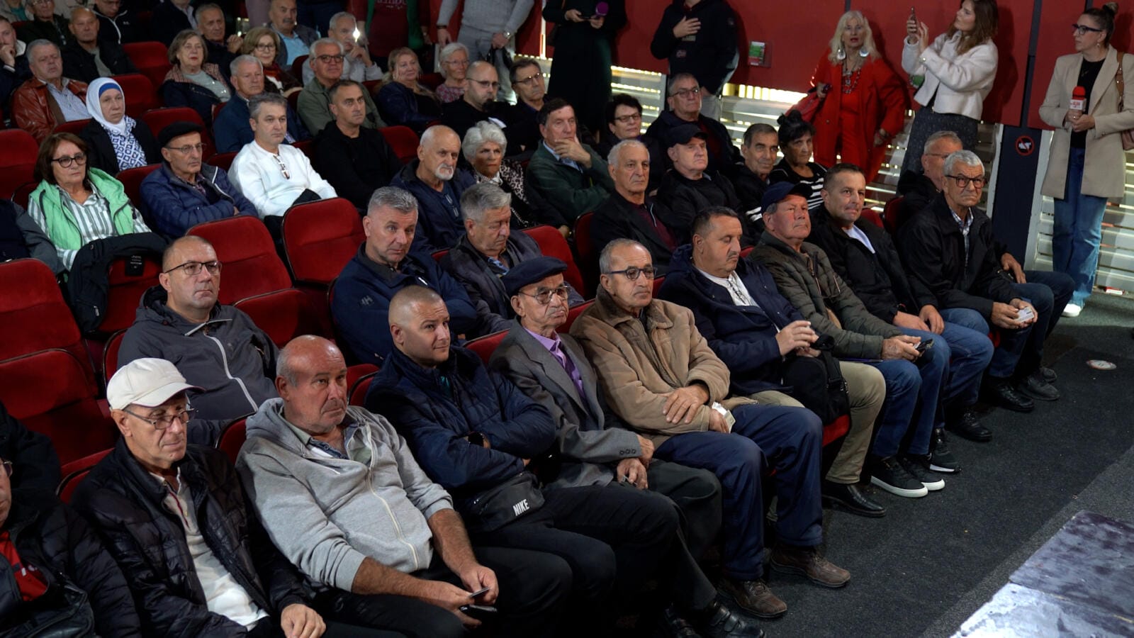 14 10 2025 TZ Potpisivanje ugovora za mjere en efikasnosti 02 Grad Tuzla sufinansira utopljavanje objekata i ugradnju toplotnih pumpi