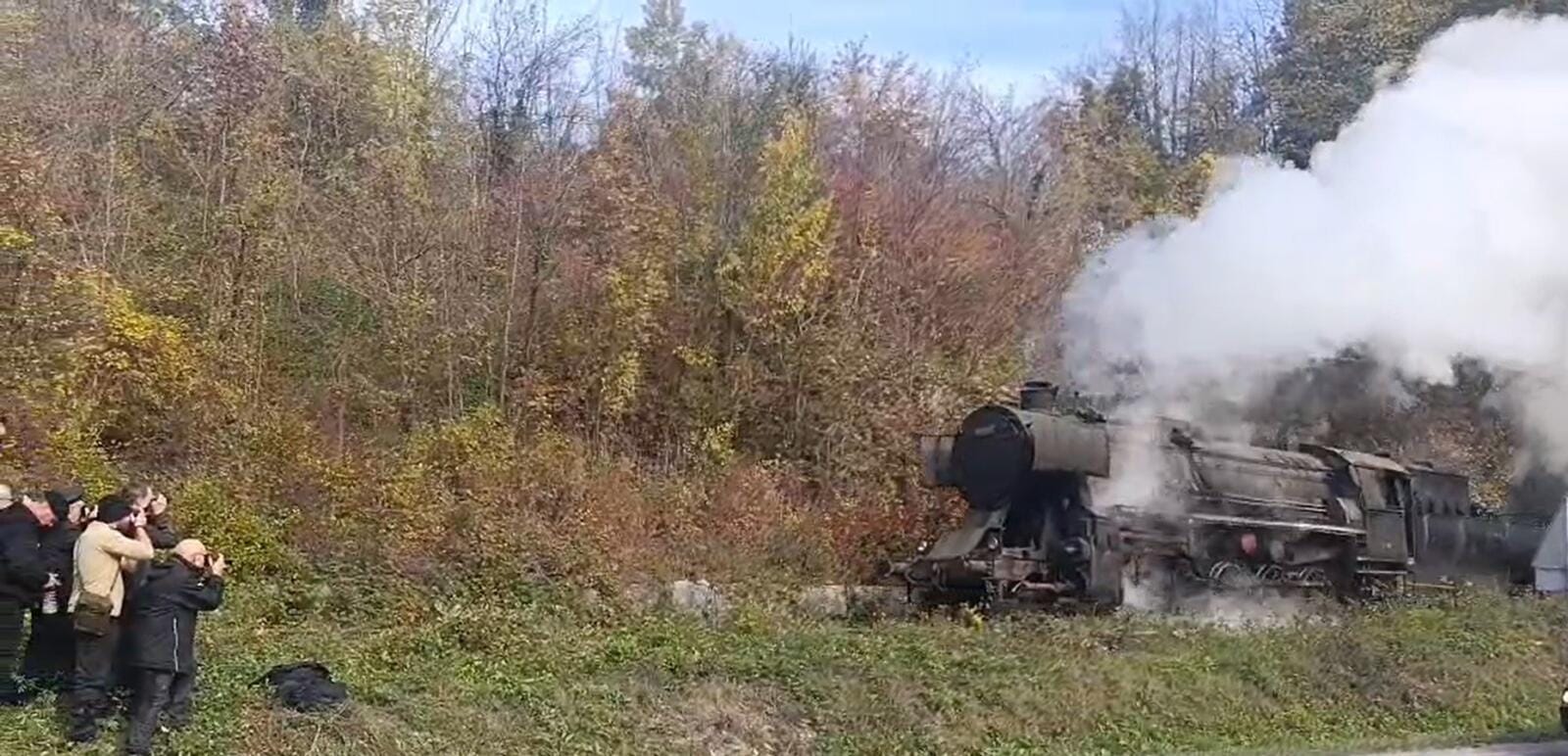 CIRO VOZ Ćiro oduševio turiste u Srebreniku