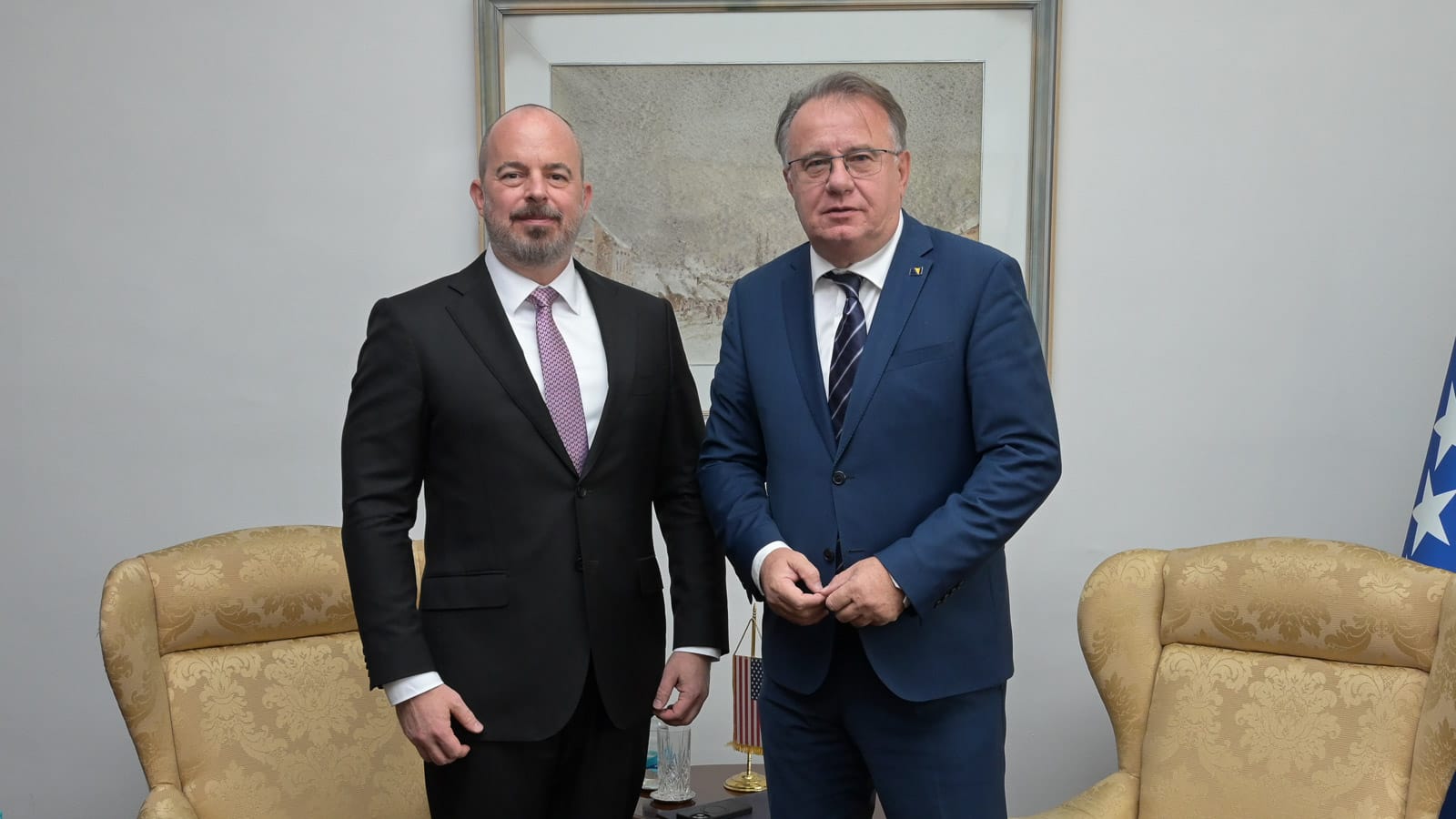 Foto_ Niksic i Ginkel 1 Premijer Nikšić i Ginkel: Fokus sa političkih kriza prebaciti na ekonomski razvoj