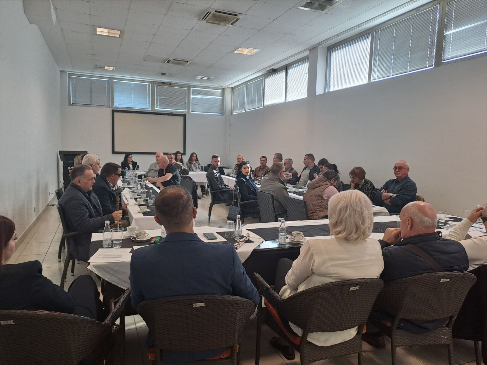 Panel diskusija o pravima slijepih osoba na pomagala okupio institucije i civilni sektor: Zajednički stavovi i konkretni prijedlozi