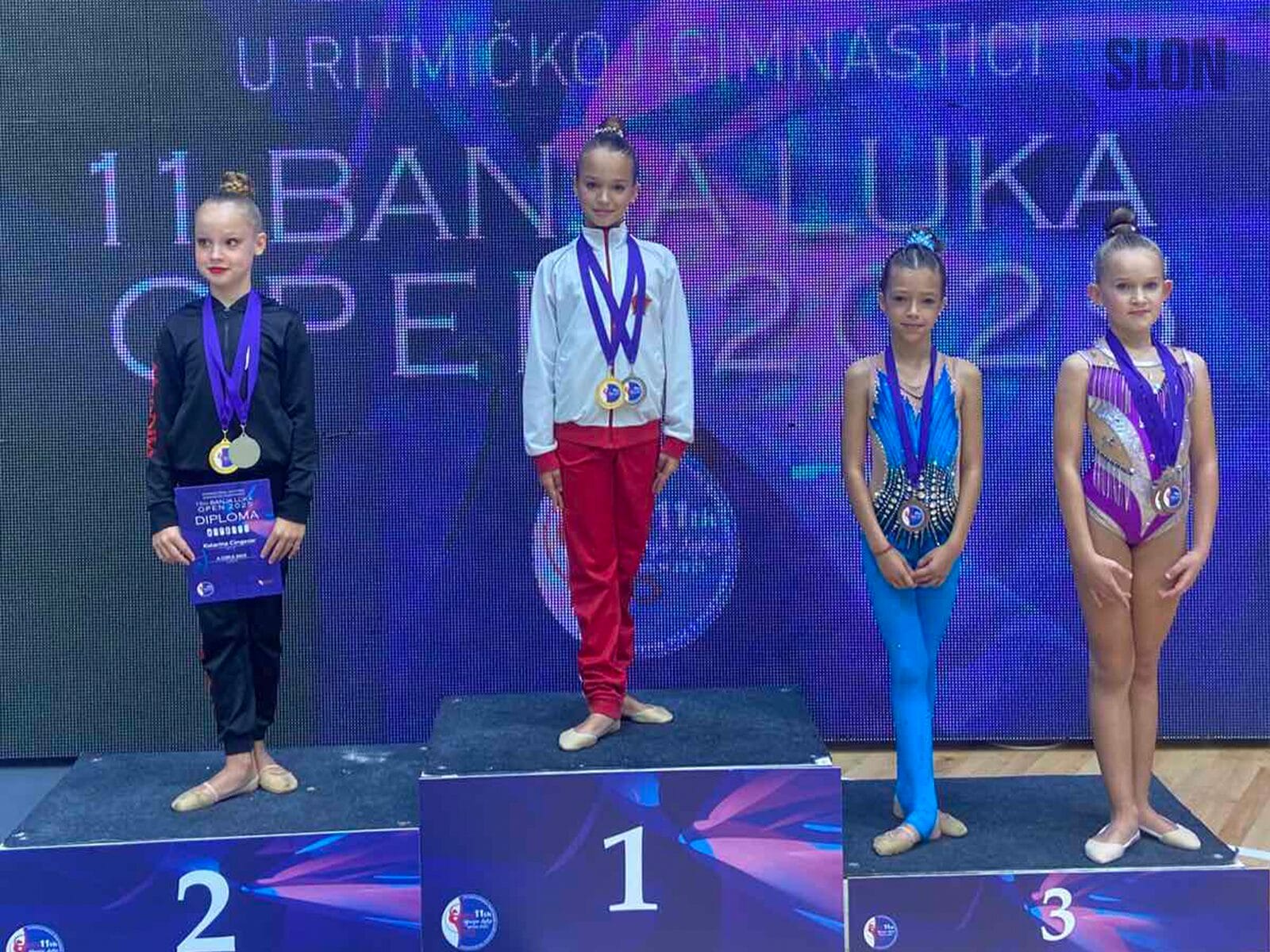 KRSG Sloboda Gimnastičarke KRSG „Sloboda“ osvojile 11 medalja na turniru „Banja Luka Open 2025“