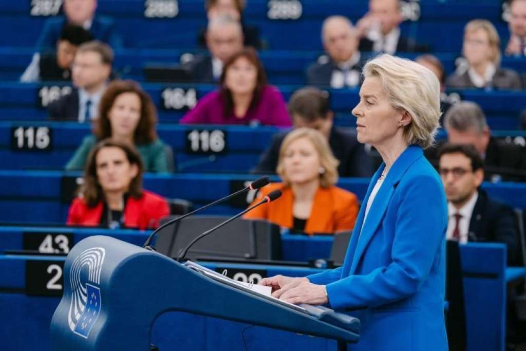Suočena s glasanjem o povjerenju, Von der Leyen poziva na jedinstvo