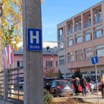 Kombi s djecom sletio s puta, jedno dijete poginulo FOTO: TANJUG/SAŠKA DROBNJAK