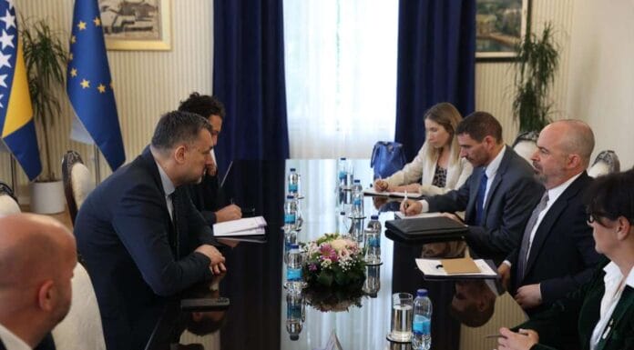 Konaković i Ginkel o političkoj situaciji i jačanju odnosa BiH i SAD Elmedin Konaković i John Ginkel o jačanju odnosa BiH i SAD