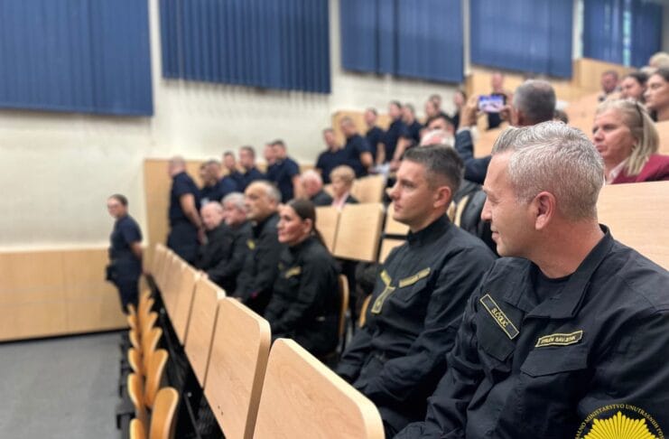Kadeti MUP-a TK za čin „mlađi inspektor“ uspješno okončali obuku na Policijskoj akademiji FMUP-a