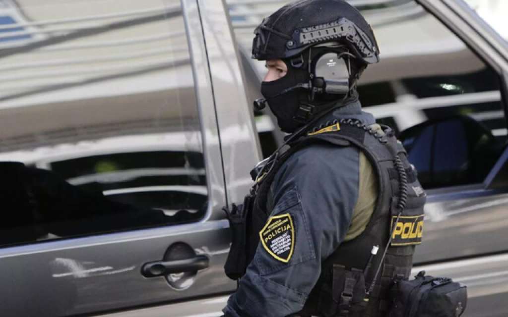 Trenutno je u toku lišavanje slobode Tomislava Zubaka, odgovorne osobe WGD doo Vitez