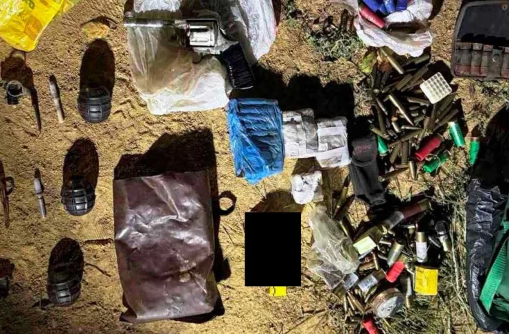 U Gradačcu pronađeno oružje, eksploziv i droga