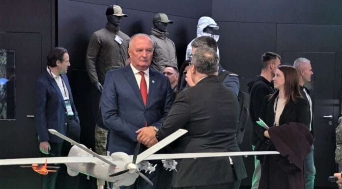 Helez: Naša budućnost zavisi od ulaganja u modernu i otpornu odbranu