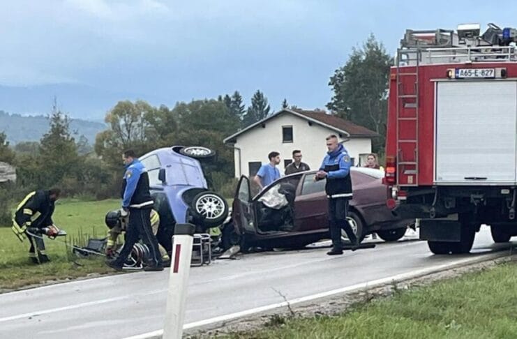 Foto: Infobugojno: Troje mrtvih u saobraćajnoj nesreći na M-16