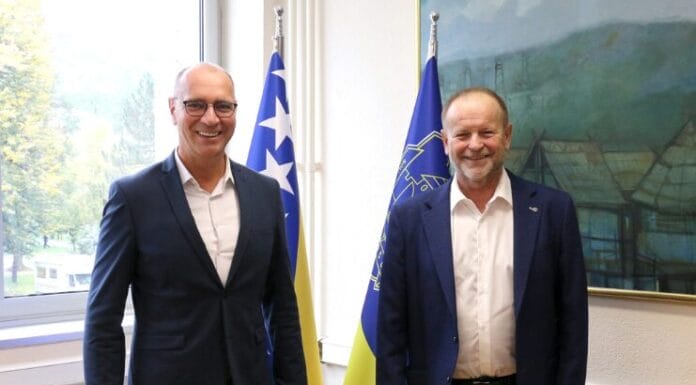 Gradonačelnik Tuzle i načelnik Orebića razgovarali o saradnji i razmjeni iskustava