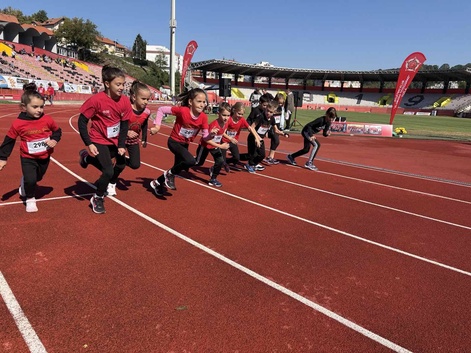 Više od četiri stotine učesnika - “Tuzlanska olimpijada” na stadionu Tušanj