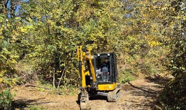 Započeli radovi na širenju vodovodne mreže u Gornjoj Tuzli Grad Tuzla nastavlja ulagati u komunalnu infrastrukturu, a ovih dana započeli su radovi na sanaciji i širenju vodovodne mreže u Gornjoj Tuzli, iznad rezervoara.