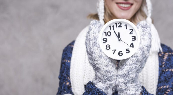 Počelo zimsko računanje vremena, kazaljke pomjerene sat unazad