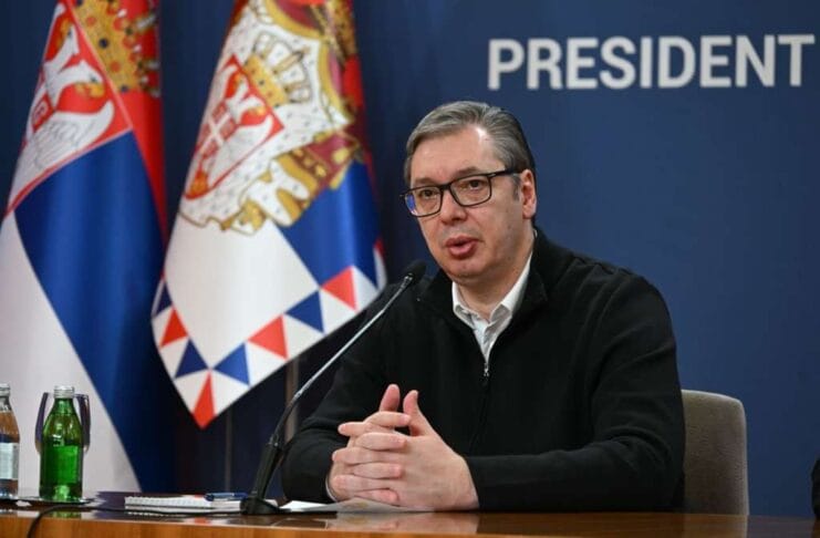 Vučić: Rafinerija u Pančevu može raditi do 1. novembra