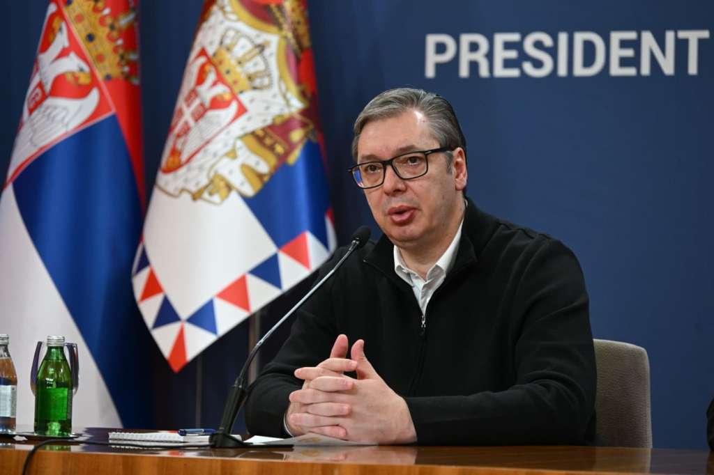 vucic Vučić: Rafinerija u Pančevu može raditi do 1. novembra