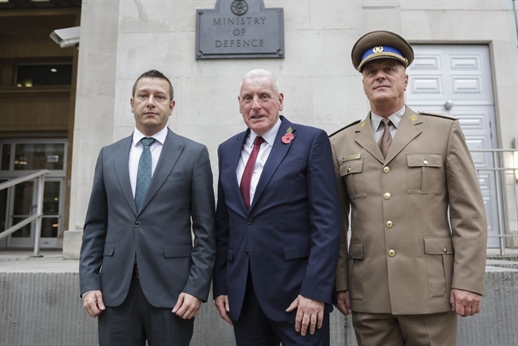 05112025 UK naslovna Delegacija Ministarstva odbrane BiH posjetila Odbrambenu akademiju Ujedinjenog Kraljevstva