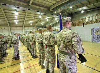 Dvadeseta godišnjica Oružanih snaga BiH okupila je vojnike, veterane, goste i veliki broj djece koja su ovaj susret doživjela