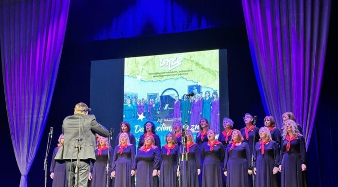 Koncert Ženskog vokalnog ansambla „Iskre“ pod nazivom “Pjevaćemo šta nam srce zna“.