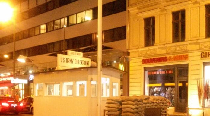 Checkpoint Charlie: Nekada simbol podjela, danas turistička atrakcija