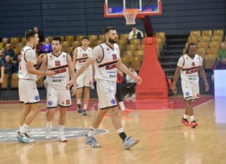 Košarkaši Slobode nadigrali Mladost u Mejdanu