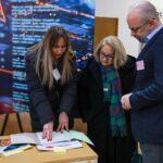 John Ginkel obišao biračko mjesto u Istočnom Sarajevu tokom izbornog dana u RS-u