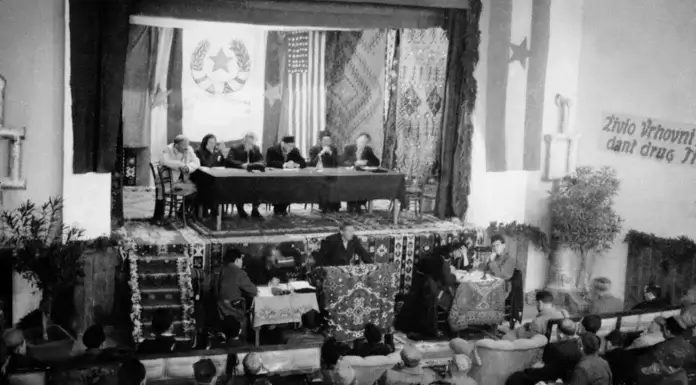 Na današnji dan: Prvo zasjedanje AVNOJ-a u Bihaću 1942. godine Na današnji dan: Prvo zasjedanje AVNOJ-a u Bihaću 1942. godine