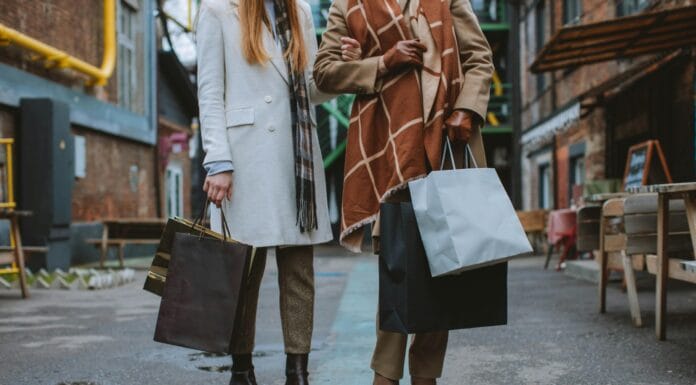 Paradoks Crnog petka u SAD – Više kupaca, manje dolara Paradoks Crnog petka u SAD - Više kupaca, manje dolara