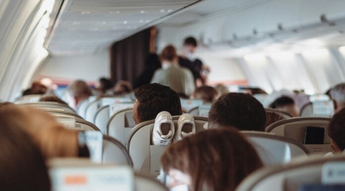 Otkriveno koji su najpovoljniji dani za kupovinu i planiranje avionskih letova