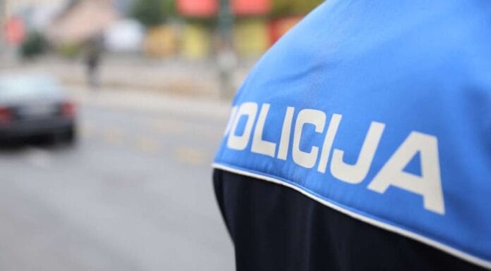 Uhapšena dva policajca MUP-a KS: Osumnjičeni za uznemiravanje i spolnu zloupotrebu djeteta