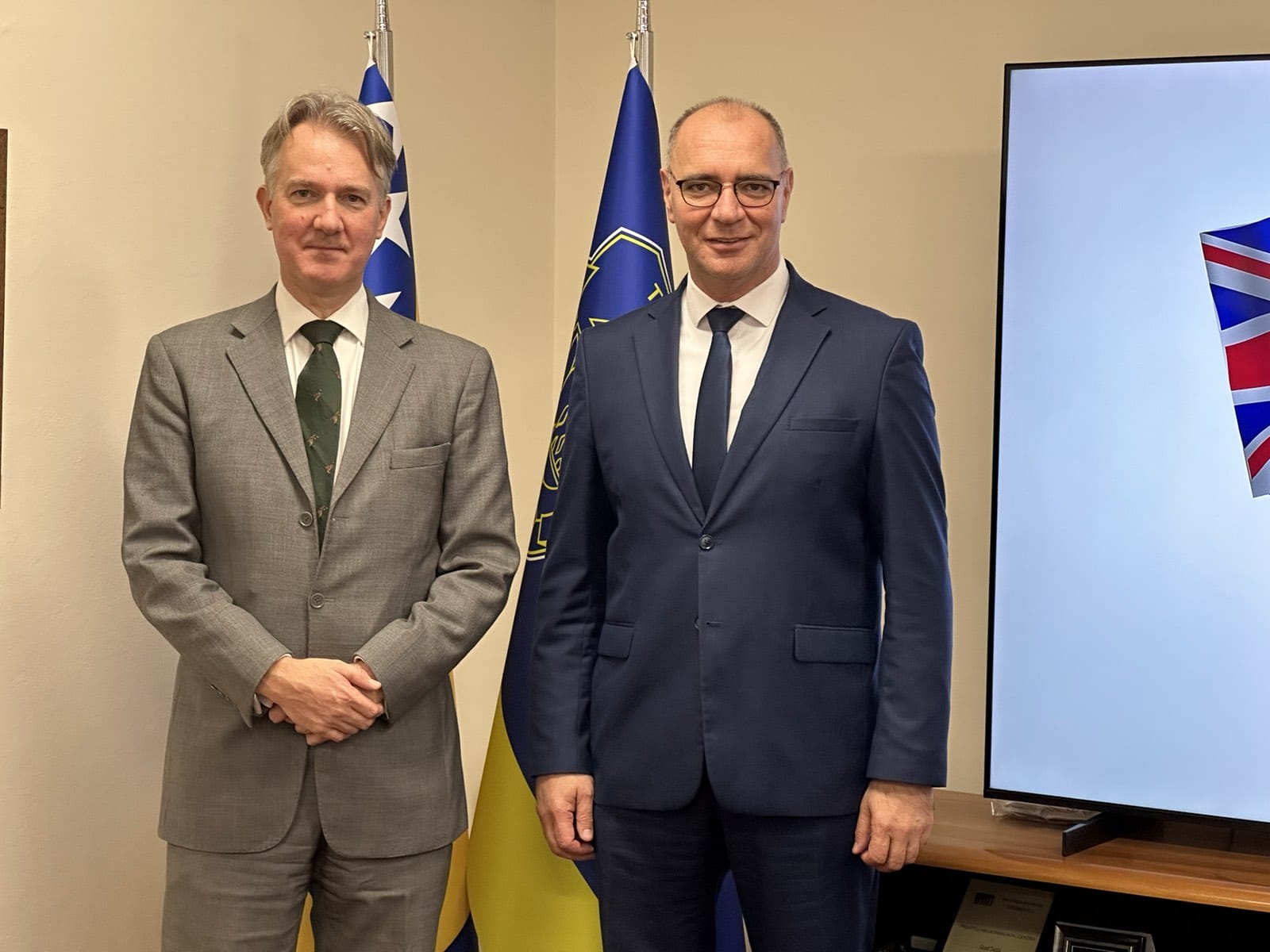 viber_image_2025-11-27_10-46-48-760 Gradonačelnik Tuzle primio ambasadora Velike Britanije u BiH