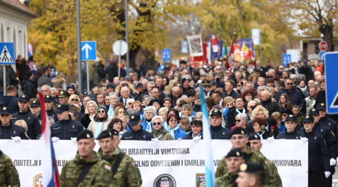 Obilježena godišnjica vukovarske tragedije u Koloni sjećanja