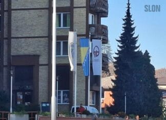 Danas četvrti Dan žalosti u Tuzli povodom tragedije u Domu penzionera Sutra dan žalosti u TK