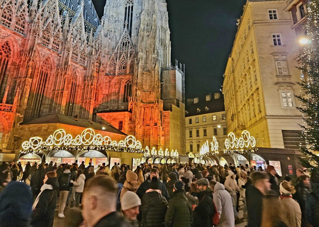U vagonu gdje se sjećamo, Stephansdom i trg u zimskom Beču