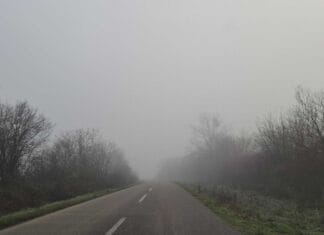 Magla smanjuje vidljivost, vozači se pozivaju na oprez stanje na cestama, magla, smanjena vidljivost