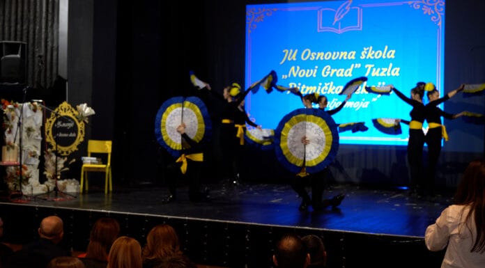 Promovisani učenici generacije osnovnih i srednjih škola TK