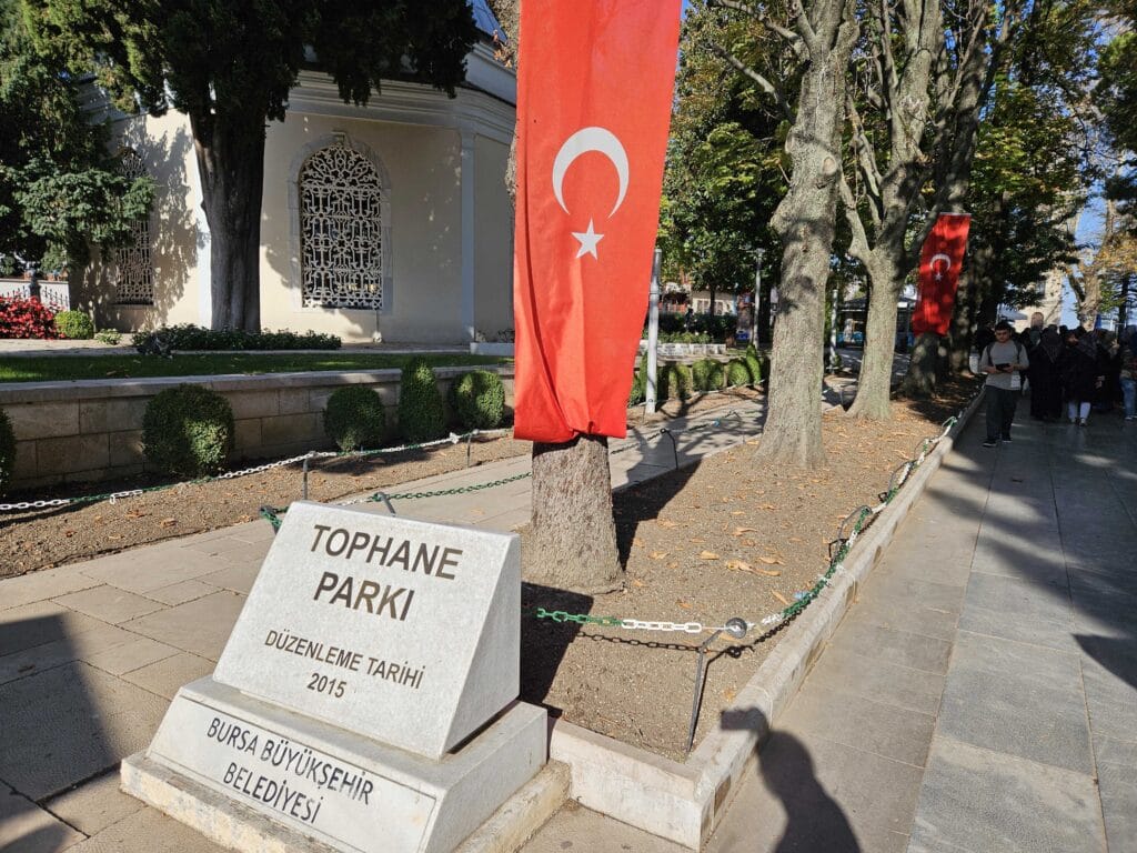 Osmanski početak, Tophane park u Bursi, historijsko mjesto osmanskih početaka