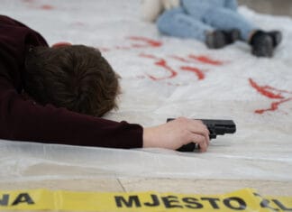 Nemam Kud, Ramo Tucic, slika