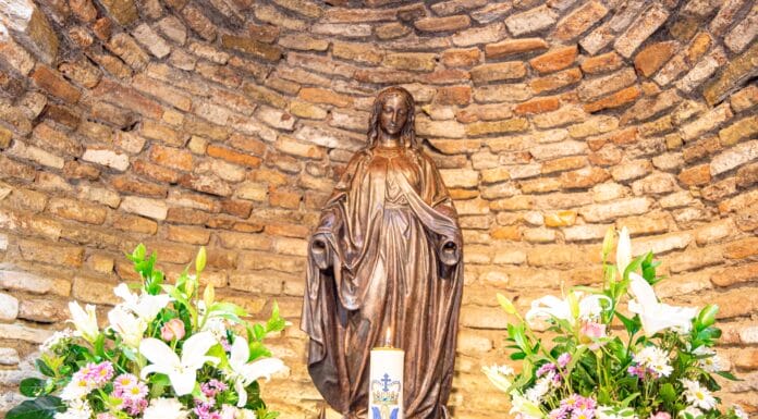 Sedam crkava Otkrivenja: Božićno hodočašće kroz Tursku