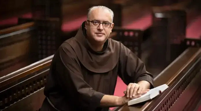 Preminuo fratar Franjo Ninić, dugogodišnji teolog i župnik u Tuzli